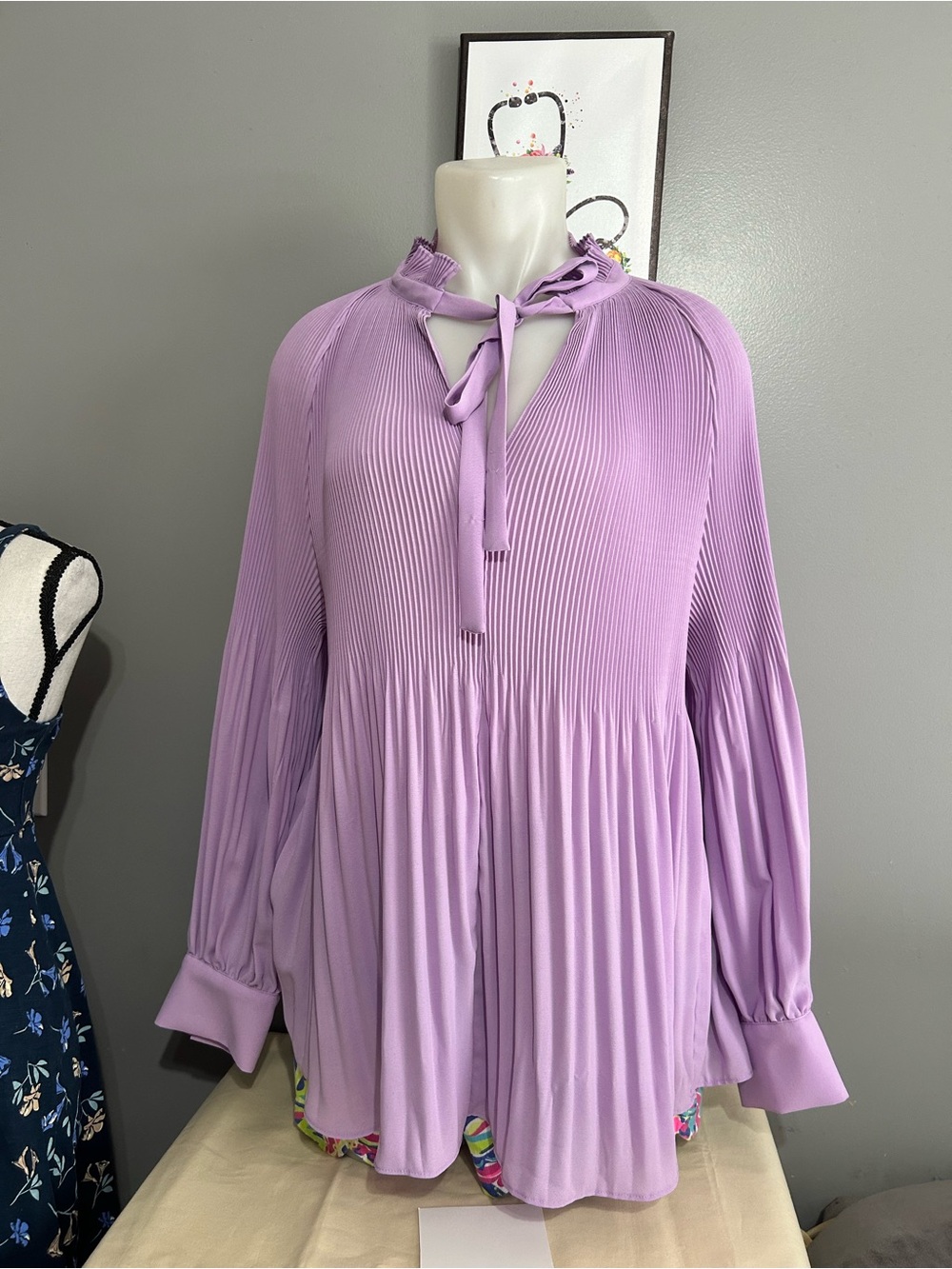 Chicos Pleated Blouse Womens Sz 3 Icy Purple Mock Neck Long Sleeves Sz 16-18